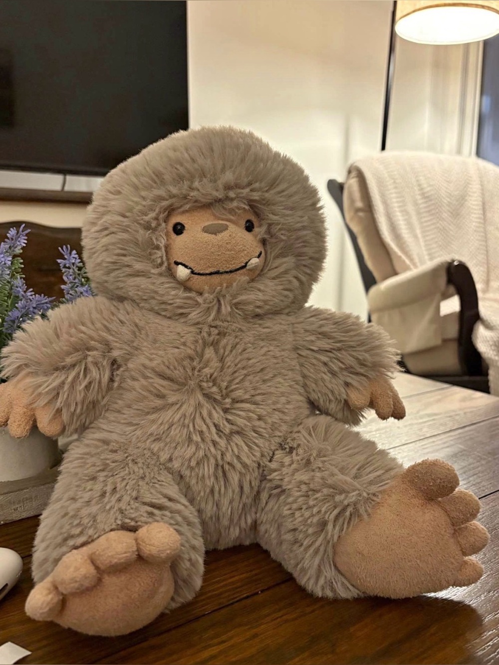 Bo Bigfoot Jellycat NWT Authentic